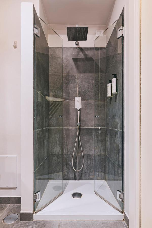 ลา สมอร์เฟีย Hotel เนเปิลส์ ภายนอก รูปภาพ