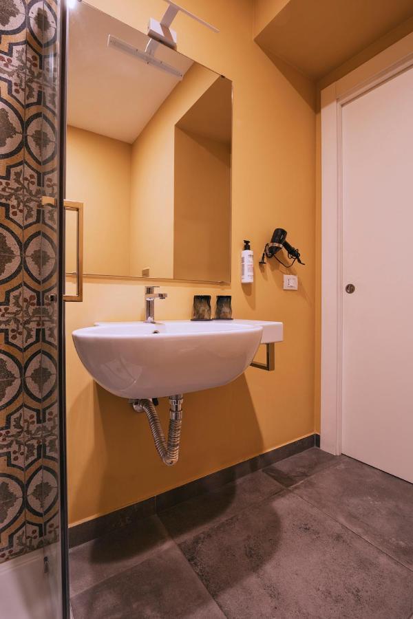 ลา สมอร์เฟีย Hotel เนเปิลส์ ภายนอก รูปภาพ